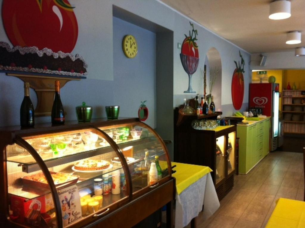 Albergo Ristorante Pomodoro Omegna Luaran gambar